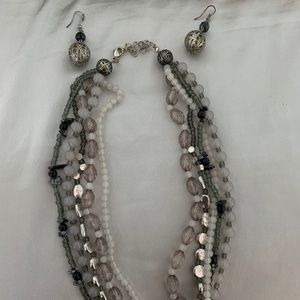 Silver / gray Earring & Necklace Set